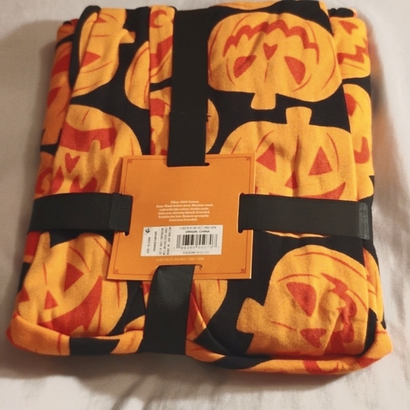 Halloween Women 2 piece sleep set - Picture 2 of 2